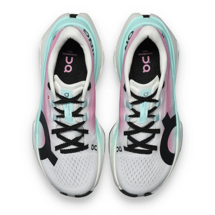 zapatilla-on-cloudboom-max-mujer-white-celeste-5