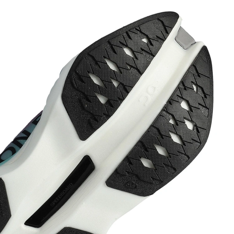 zapatilla-on-cloudboom-max-mujer-white-celeste-7