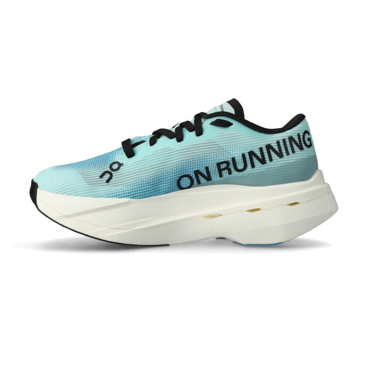 zapatilla-on-cloudboom-volt-1-mujer-celeste-isle-2