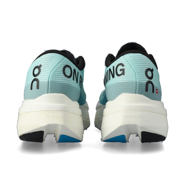 zapatilla-on-cloudboom-volt-1-mujer-celeste-isle-4