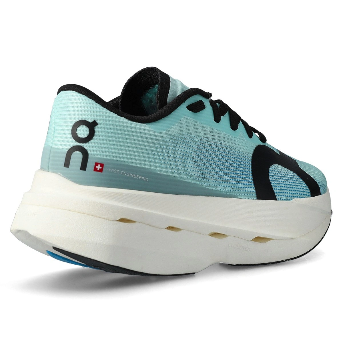 zapatilla-on-cloudboom-volt-1-mujer-celeste-isle-9