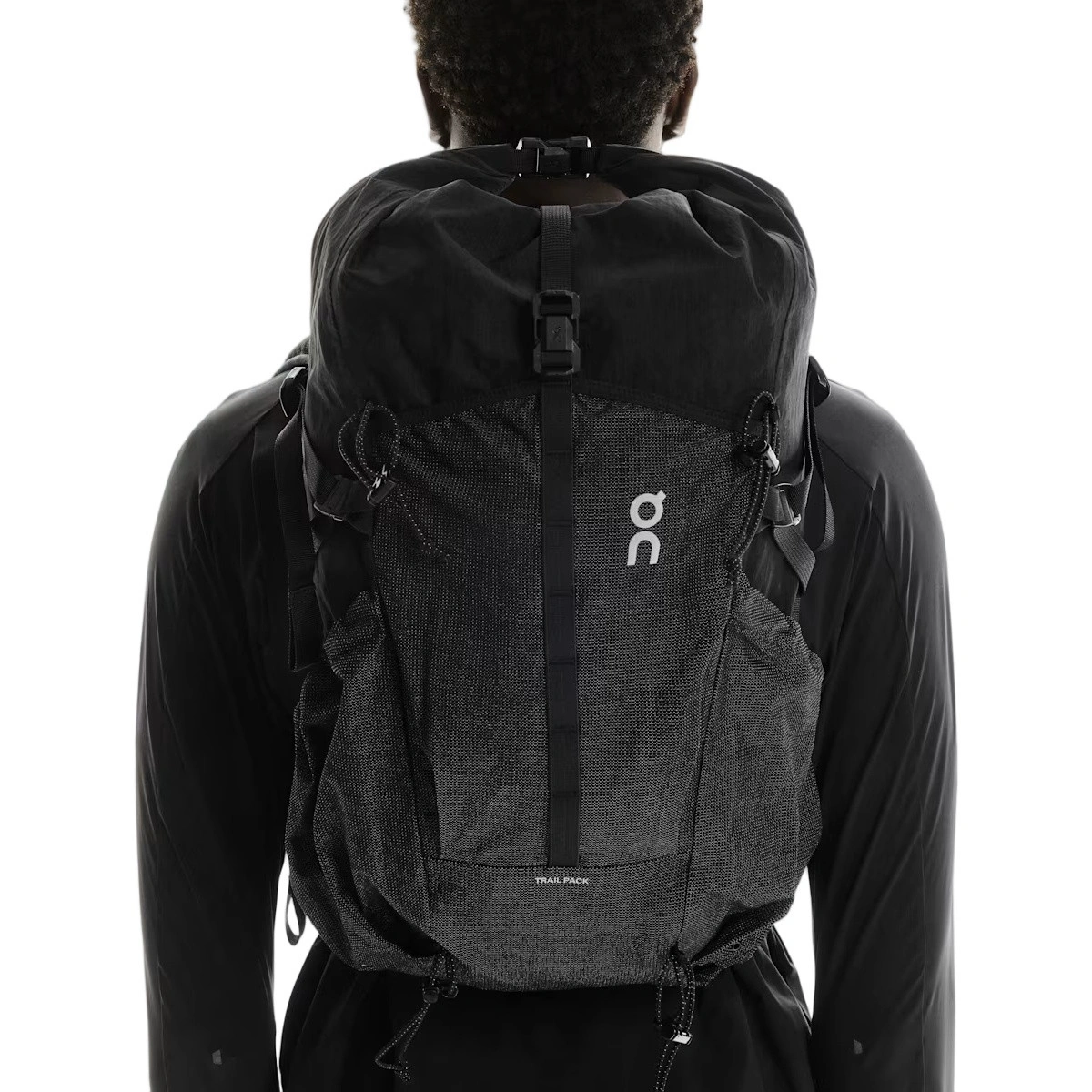 mochila-on-trail-pack-20l-1-u-black-0