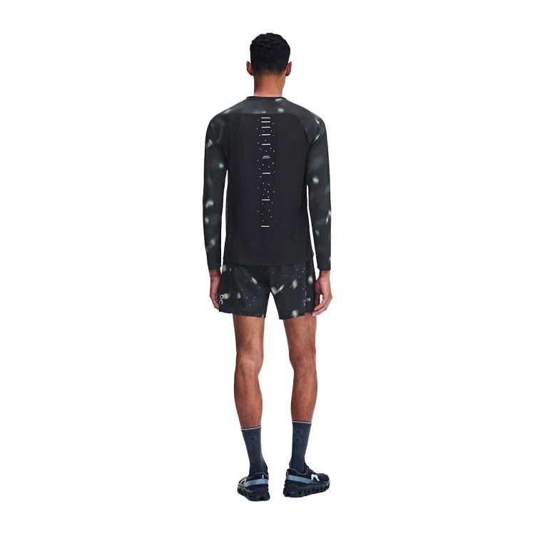 malla-larga-on-performance-long-t-lumos-black-5