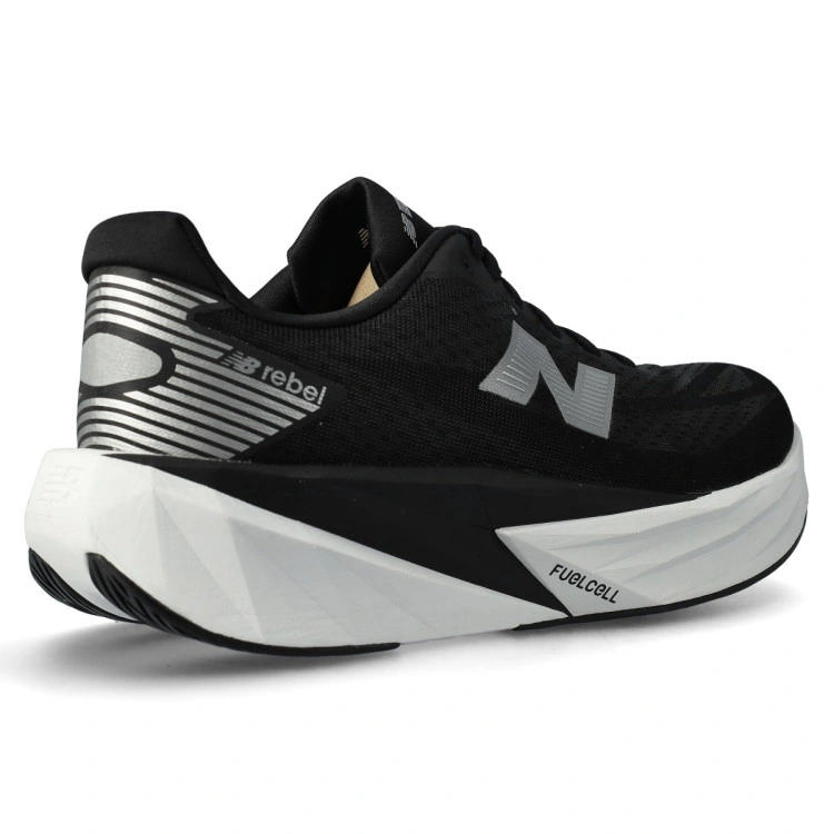 zapatilla-new-balance-fuelcell-rebel-v5-black-9