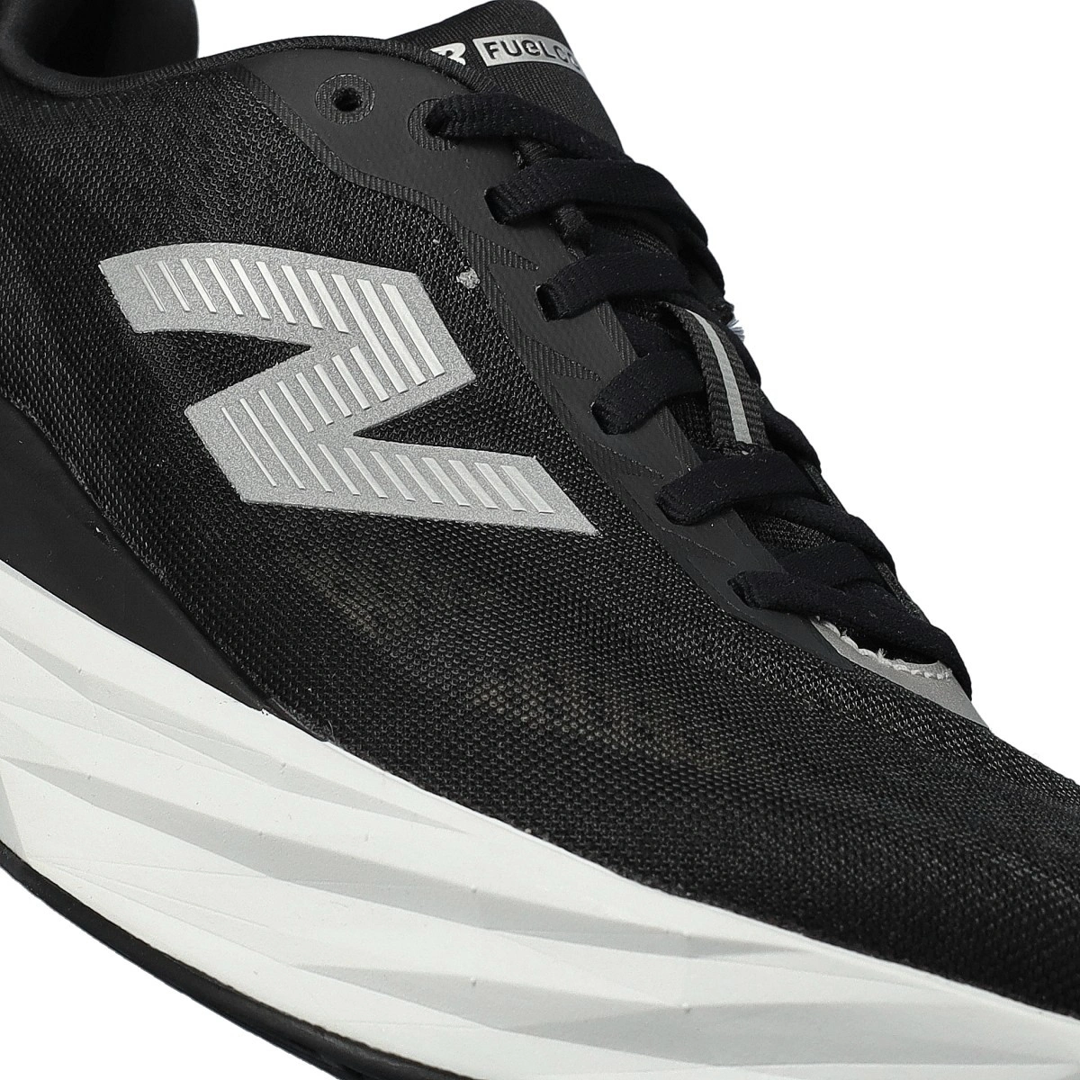 zapatilla-new-balance-fuelcell-rebel-v5-black-6