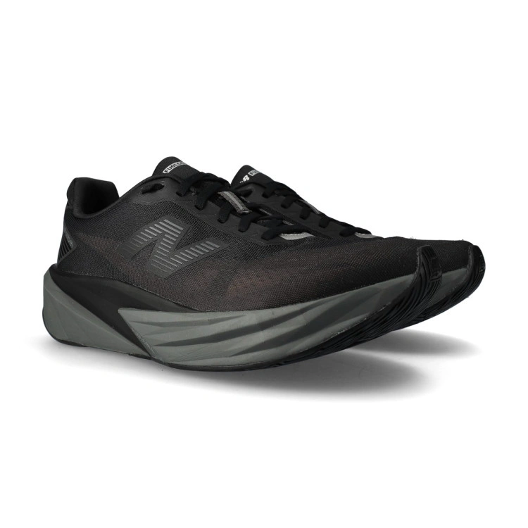 zapatilla-new-balance-fuelcell-rebel-v5-black-0