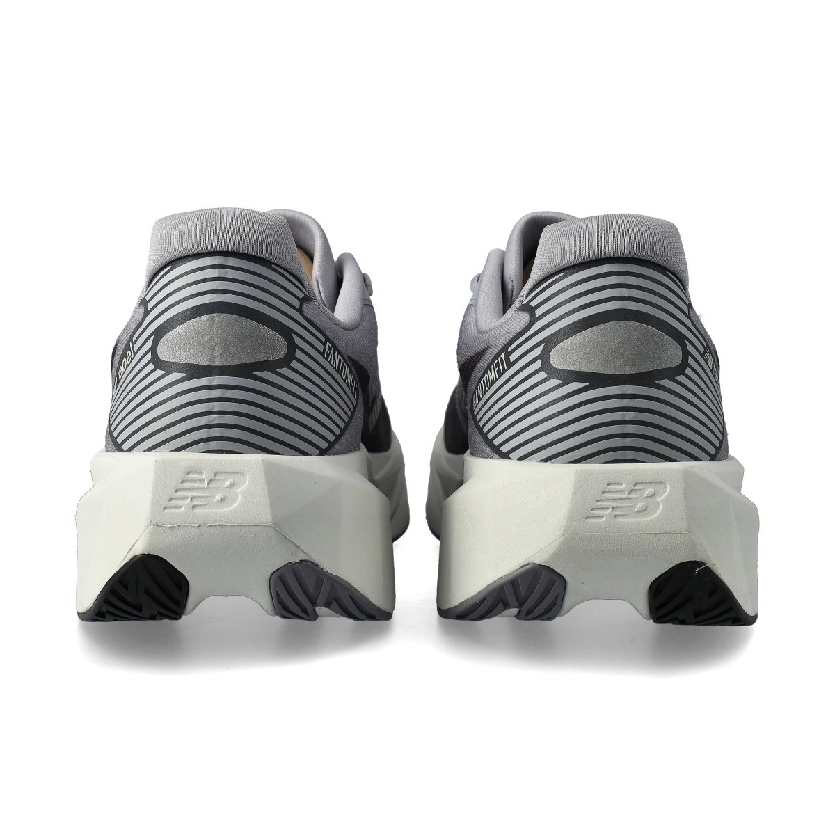 zapatilla-new-balance-fuelcell-rebel-v5-digital-mist-4