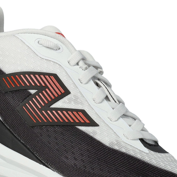 zapatilla-new-balance-fuelcell-rebel-v5-6