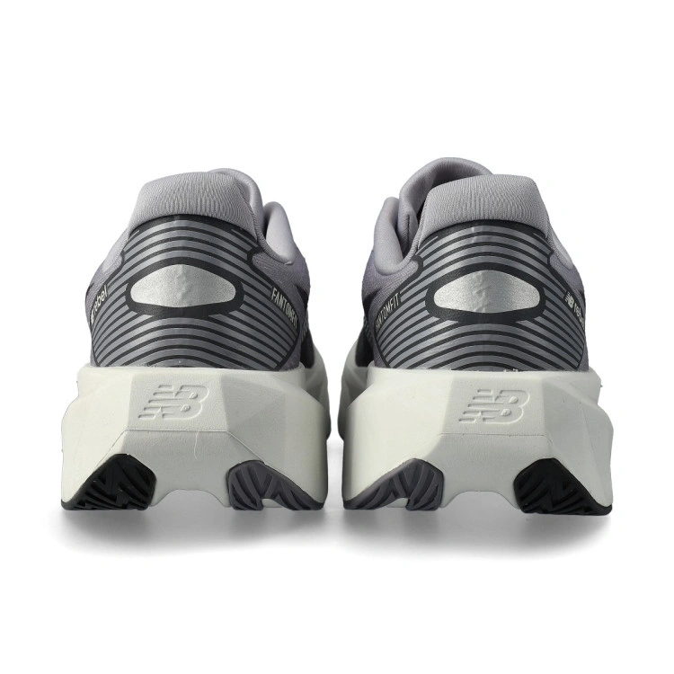 zapatilla-new-balance-fuelcell-rebel-v5-mujer-digital-mist-4