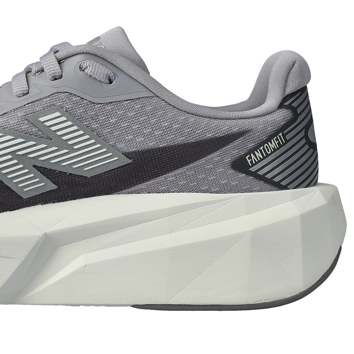 zapatilla-new-balance-fuelcell-rebel-v5-mujer-digital-mist-8