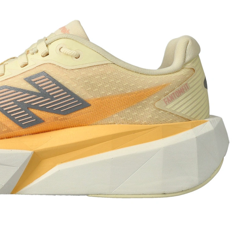 zapatilla-new-balance-fuelcell-rebel-v5-mujer-multicolor-8