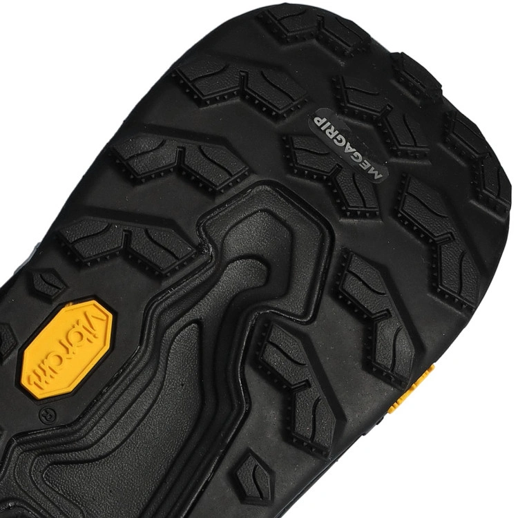 zapatilla-new-balance-fresh-foam-x-hierro-v9-gore-tex-mujer-black-7