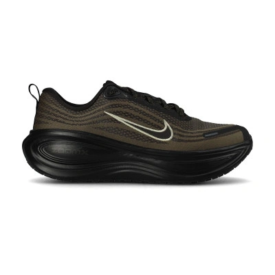 Tenis Vomero Plus