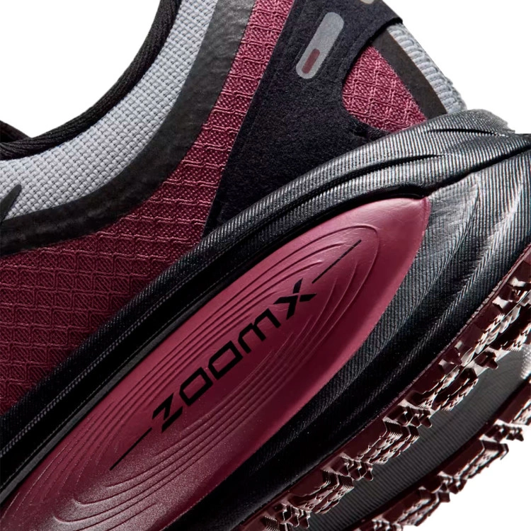 zapatilla-nike-vomero-18-gore-tex-mujer-lt-smoke-grey-black-pink-smoke-7