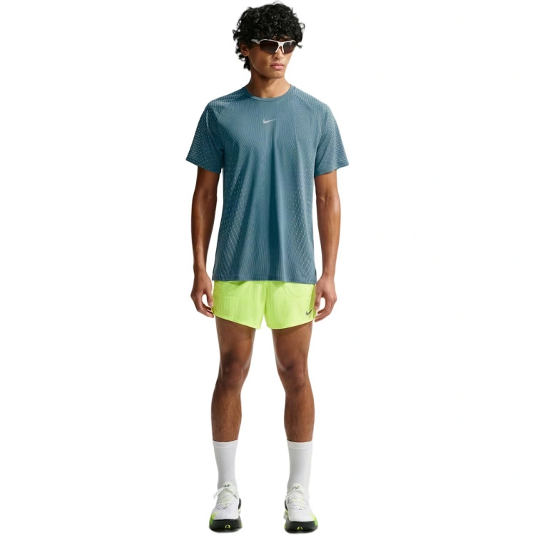 camiseta-nike-stride-smokey-blue-reflective-silv-3