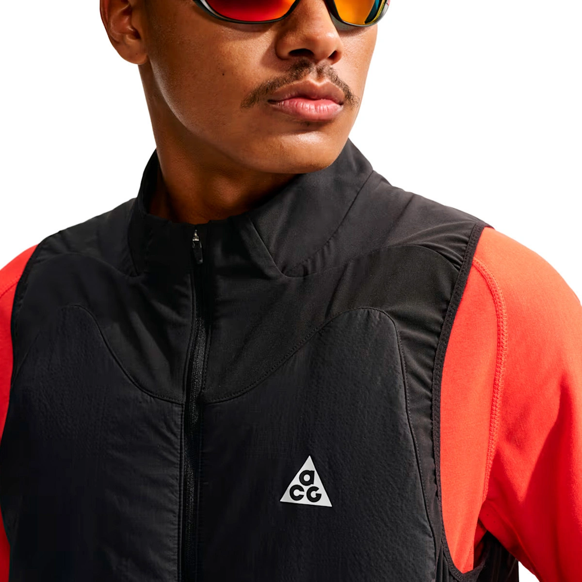 chaleco-nike-nike-acg-rope-de-dope-black-black-summit-white-3