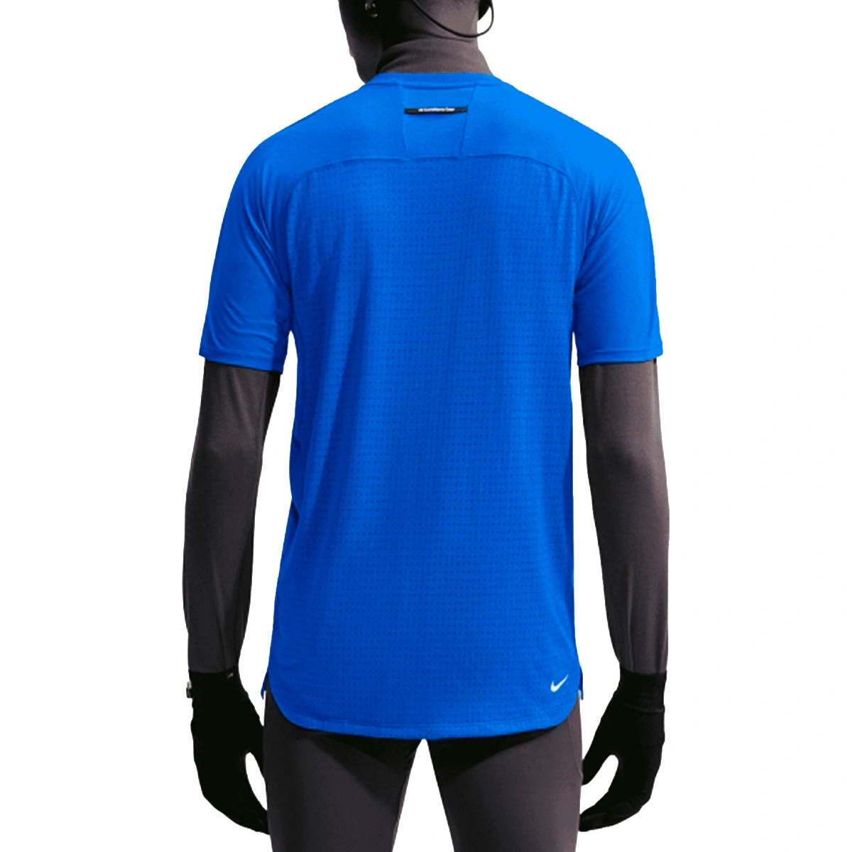 camiseta-nike-nike-acg-solar-chase-hyper-royal-hyper-royal-summit-white-1