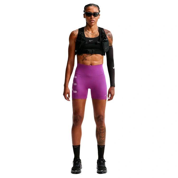 malla-corta-nike-tempo-flash-mujer-bold-berry-reflective-silv-4