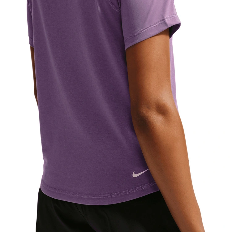 camiseta-nike-acg-mujer-violet-dust-summit-white-3