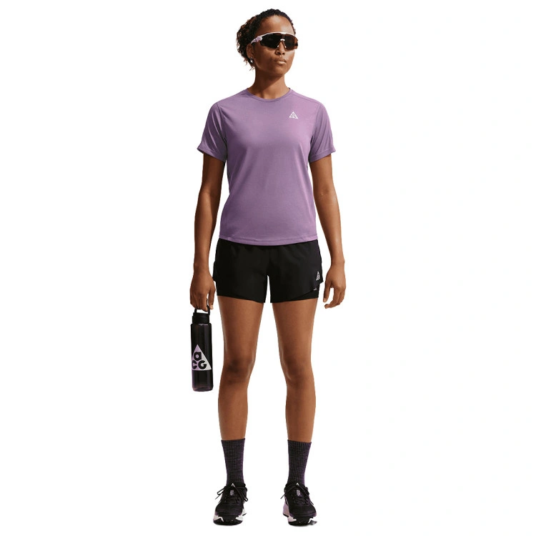 camiseta-nike-acg-mujer-violet-dust-summit-white-5