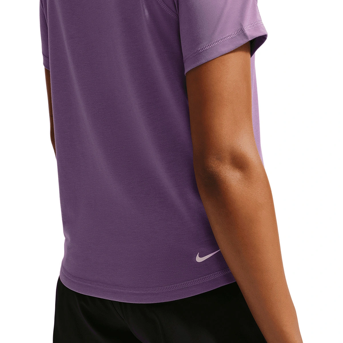camiseta-nike-acg-mujer-violet-dust-summit-white-3