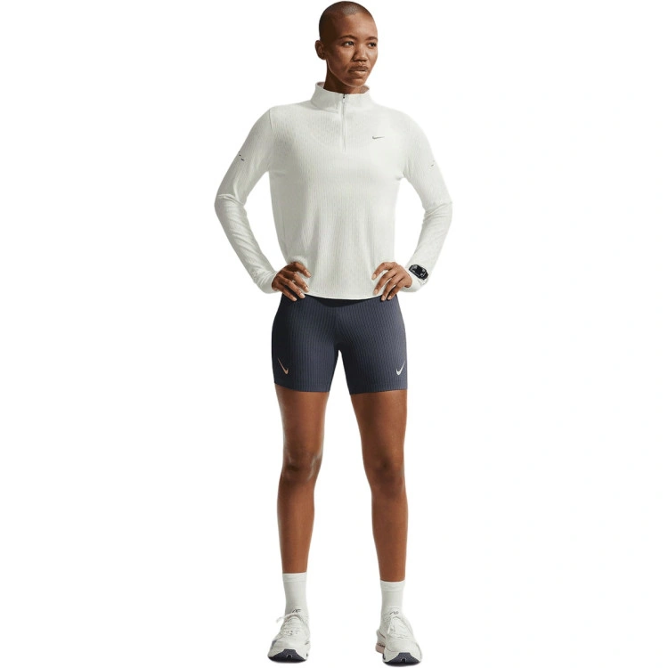 camiseta-nike-swift-mujer-sail-reflective-silv-5