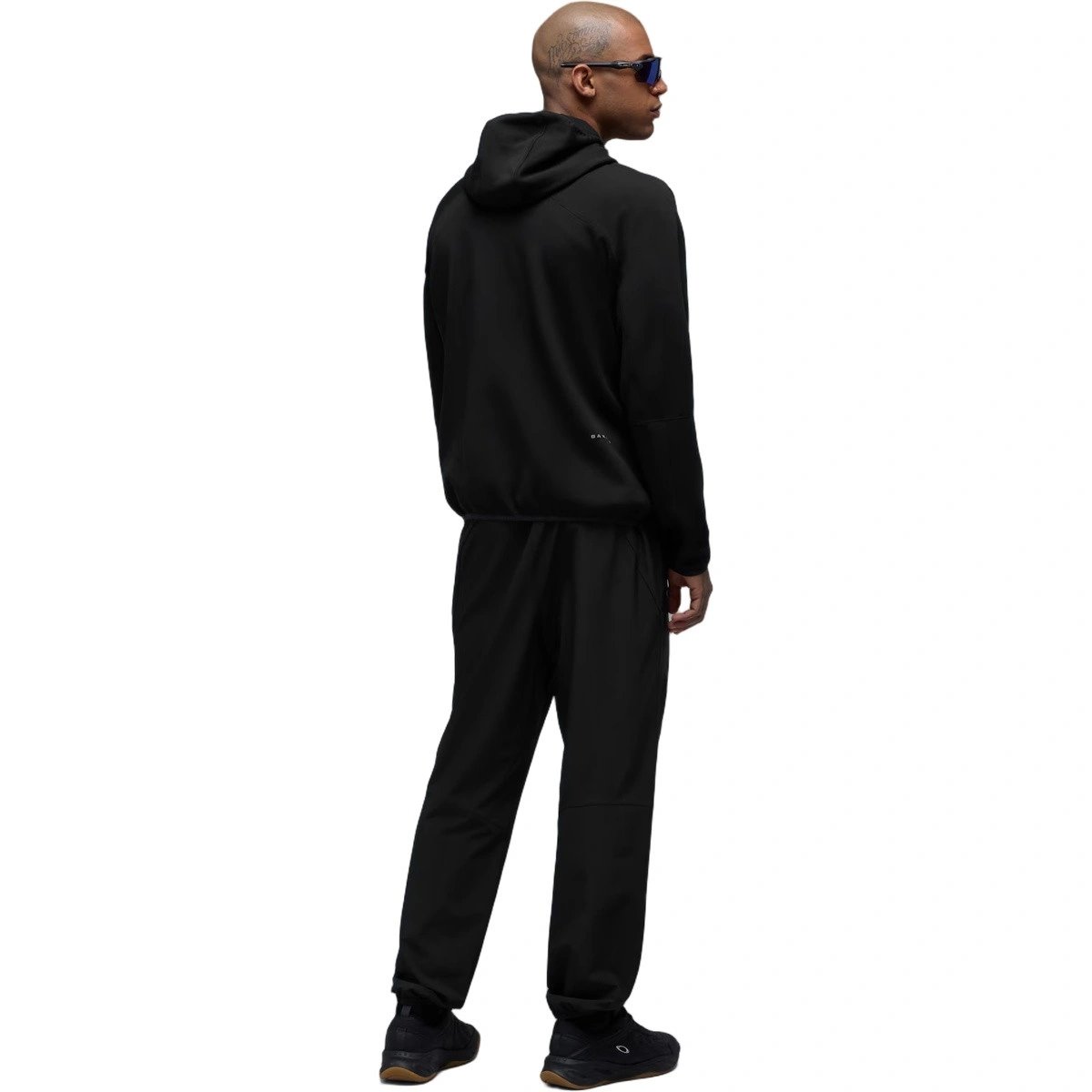 sudadera-oakley-edge-force-pullover-hoodie-pitch-black-1