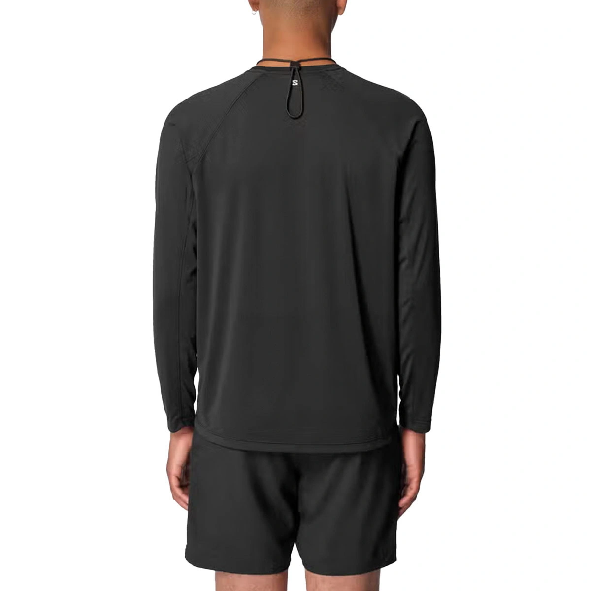 camiseta-salomon-shkout-core-manga-larga-deep-black-1