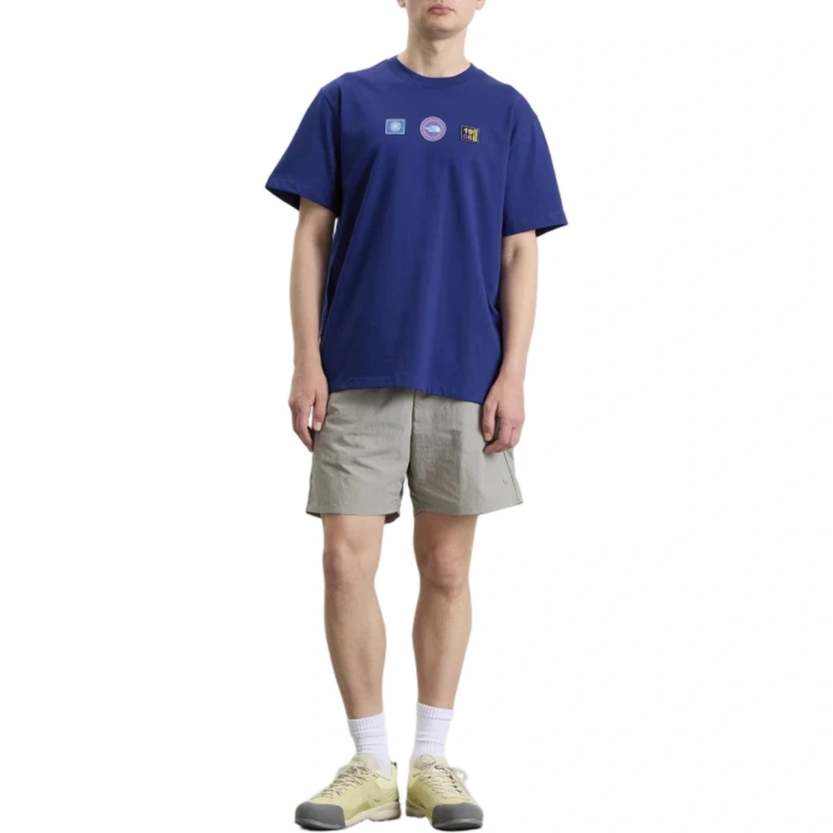 camiseta-the-north-face-explorer-badges-relaxed-graphic-bold-blue-2