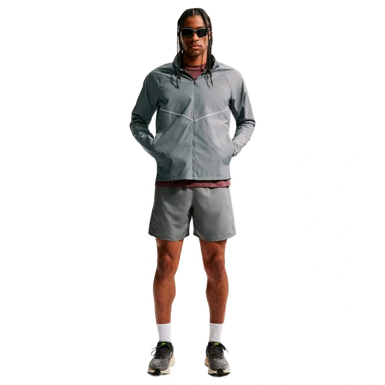 chaqueta-nike-repel-miler-uv-grey-4