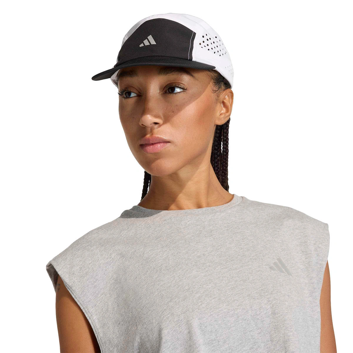gorra-adidas-run-5p-cap-sol-black-white-4