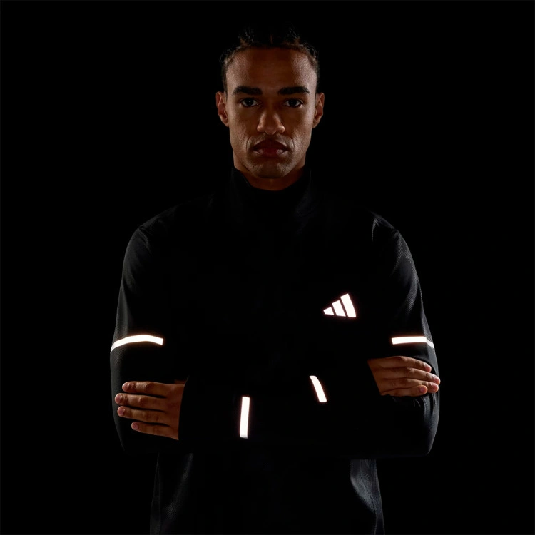 camiseta-adidas-adi365-warm-black-4