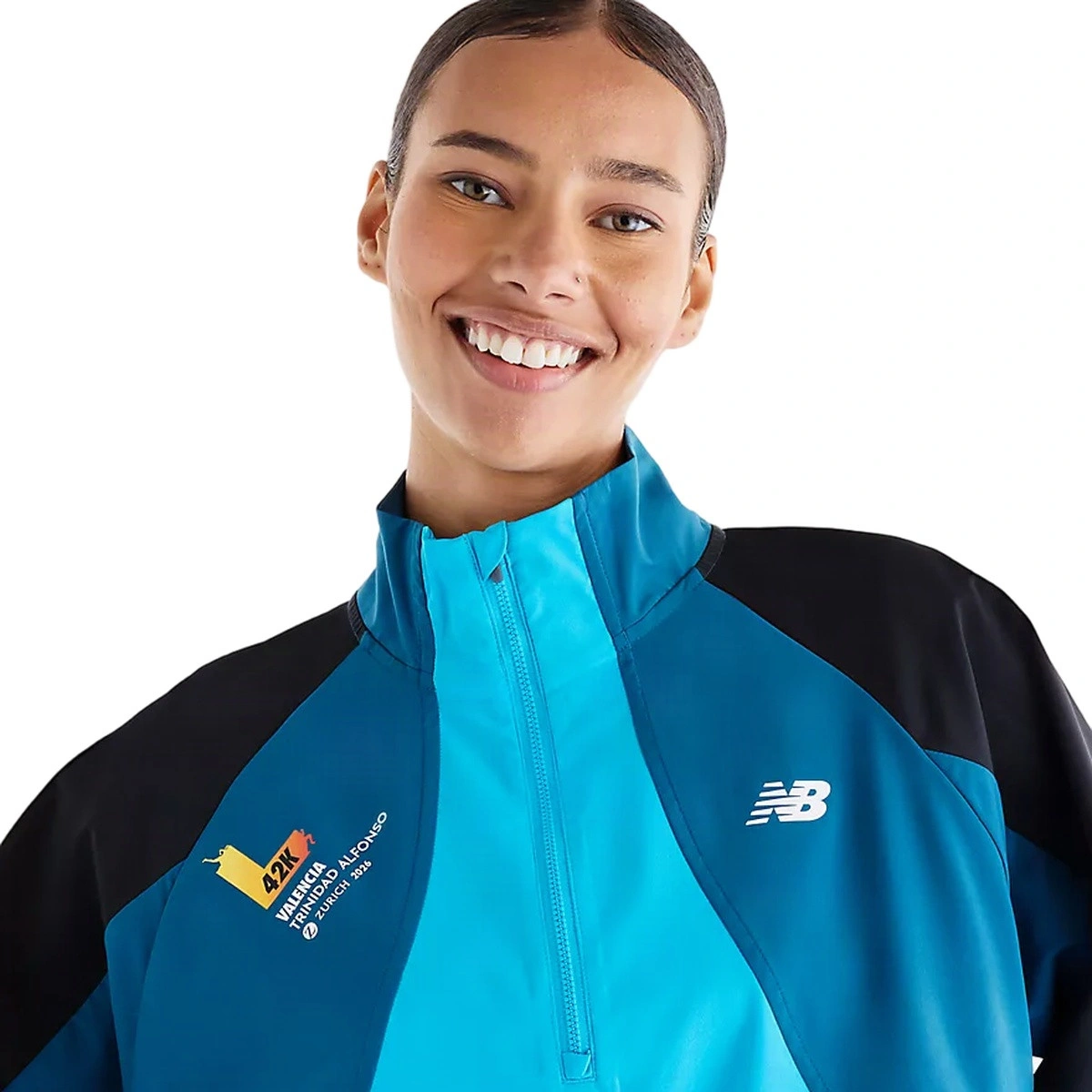 chaqueta-new-balance-valencia-marathon-race-day-jacket-mujer-streamsong-2