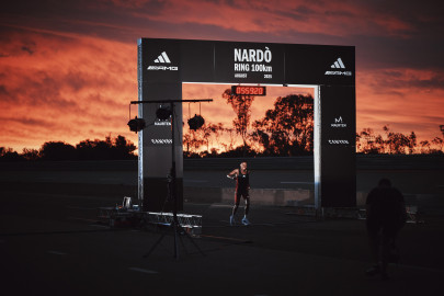 CHASING 100: adidas e Sibusiso Kubheka scendono sotto le 6 ore nei 100 km
